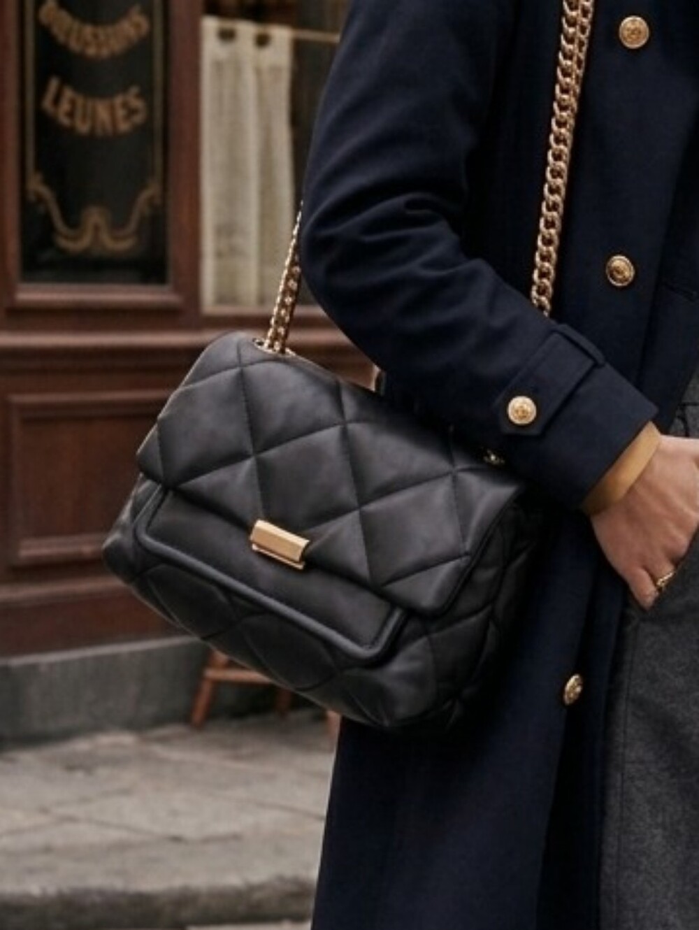 Brand New NEVER USED Quilted Black Chain-strap Shoulder Bag